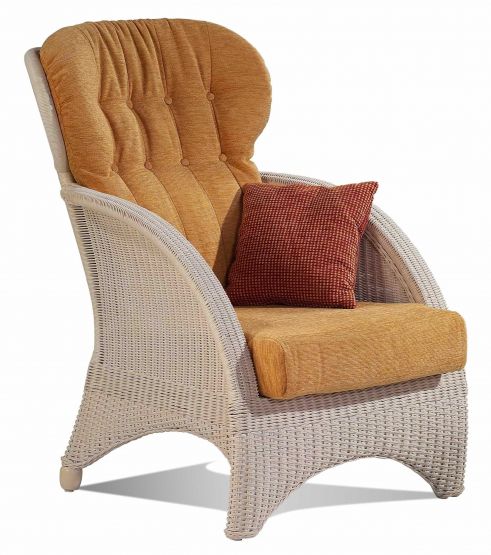Rattan-Kaminsessel