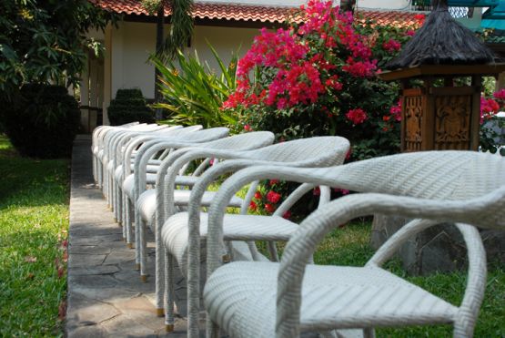 Rattan-Gartenstuhl Theo