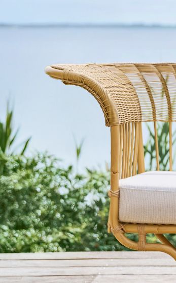 Belladonna Sofa outdoor